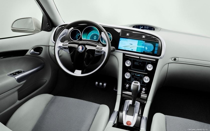 Машина Saab 9-3 салон