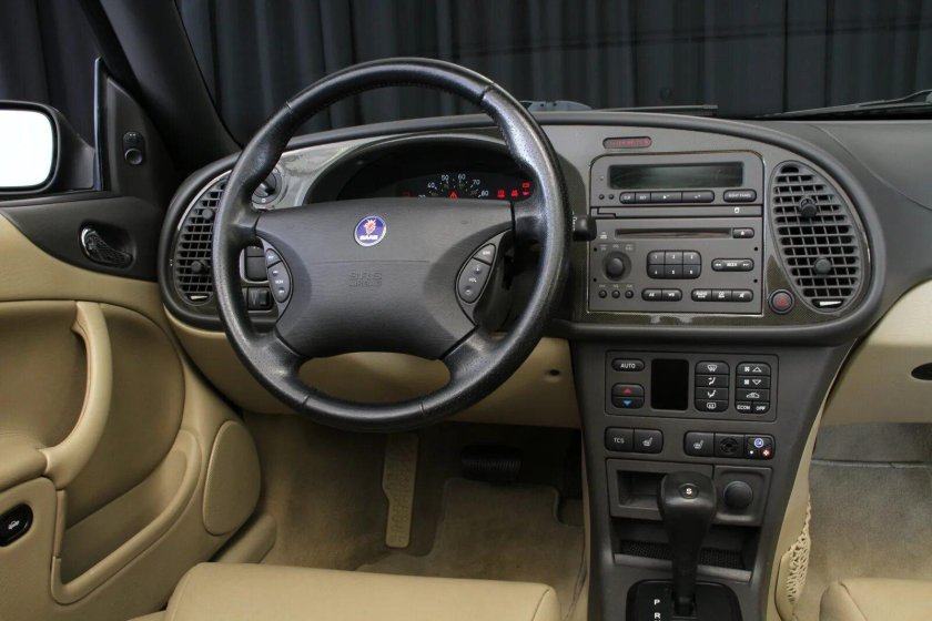 Saab 9-3 интерьер