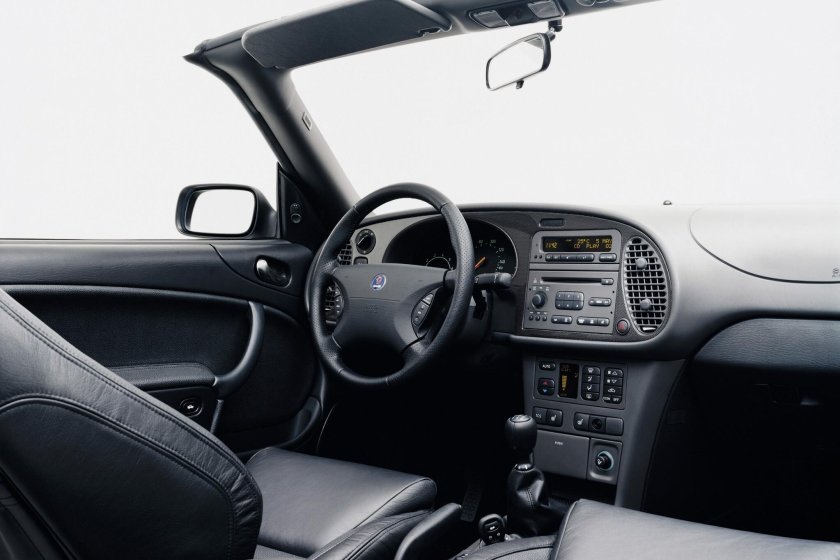 Saab 9-3 2002 салон