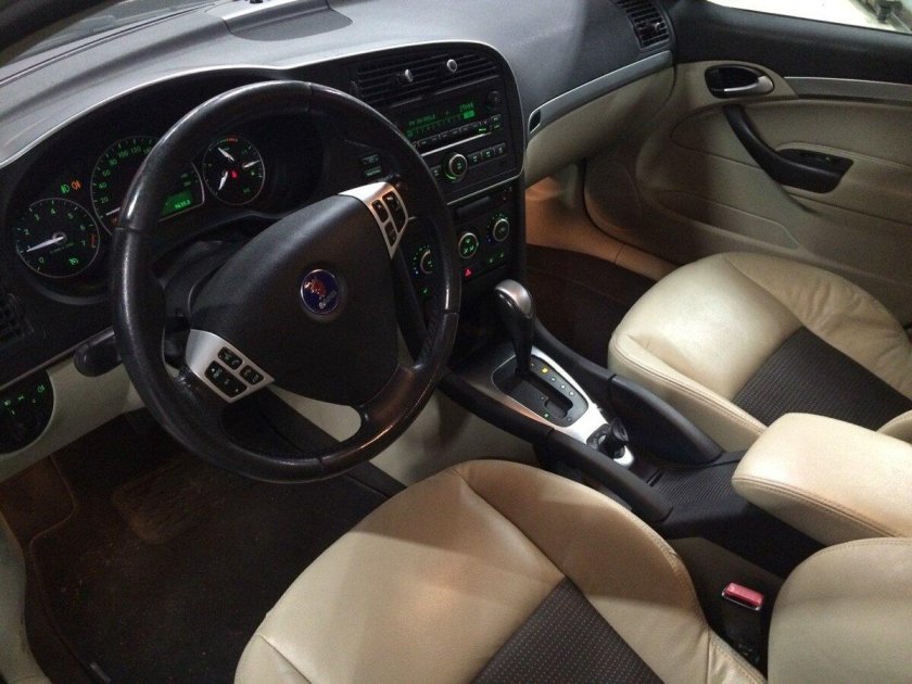 Saab 9-3 Рестайлинг салон