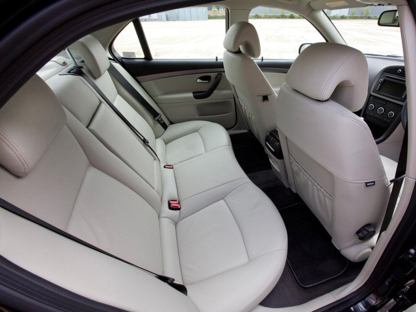 Saab 9-3 салон белый