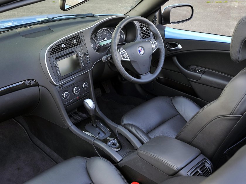 Saab 9-3 2002 салон