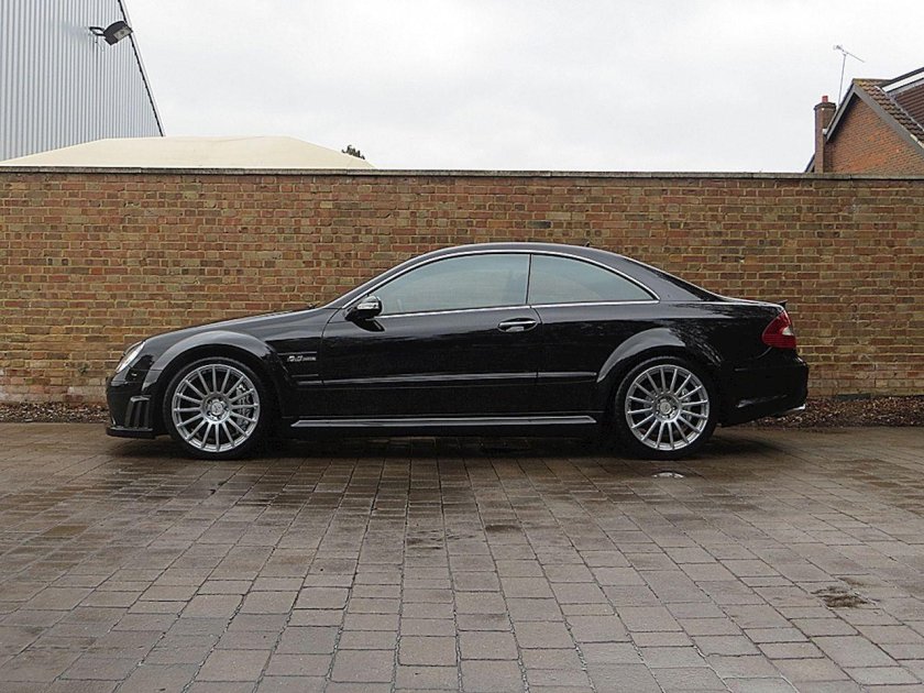 Mercedes clk63 AMG Black