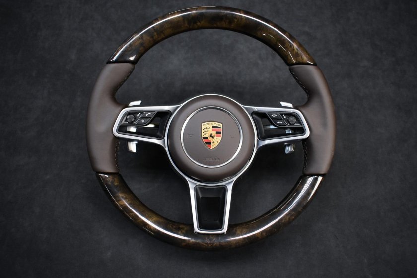 Руль Порше Макан
