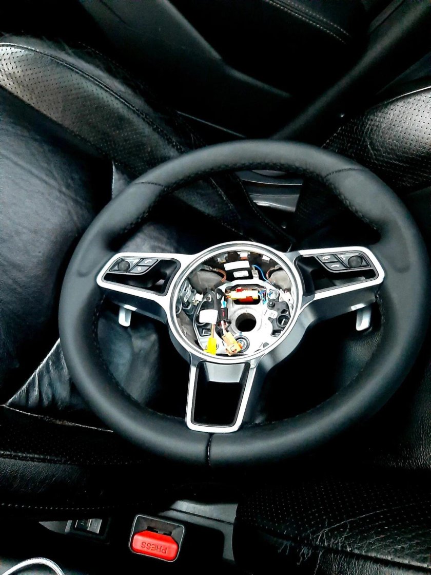 Руль Porsche 911