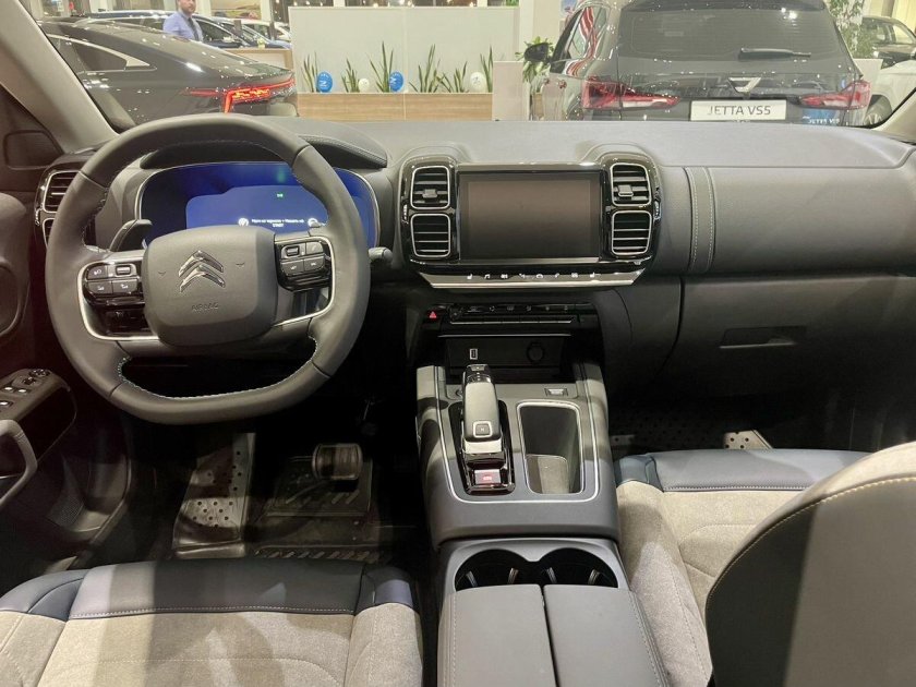 Toyota Tundra Regular Cab салон