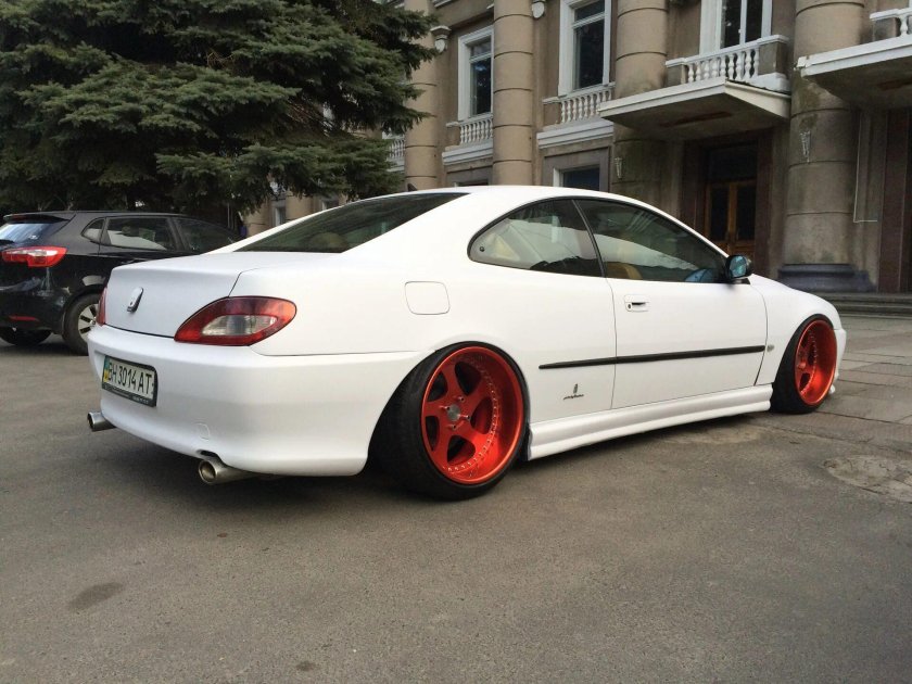 Peugeot 406 Coupe stance