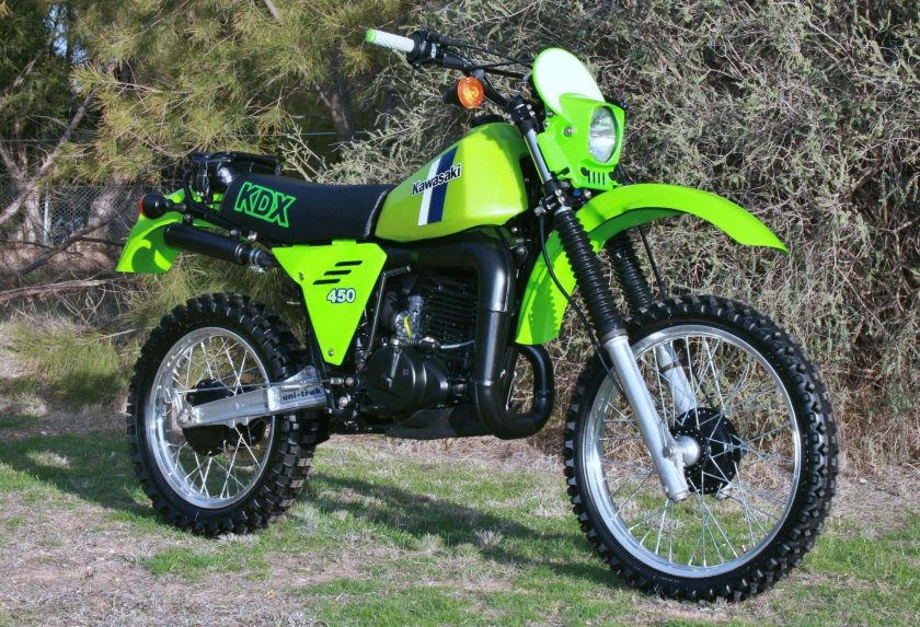 Мотоцикл Кавасаки эндуро