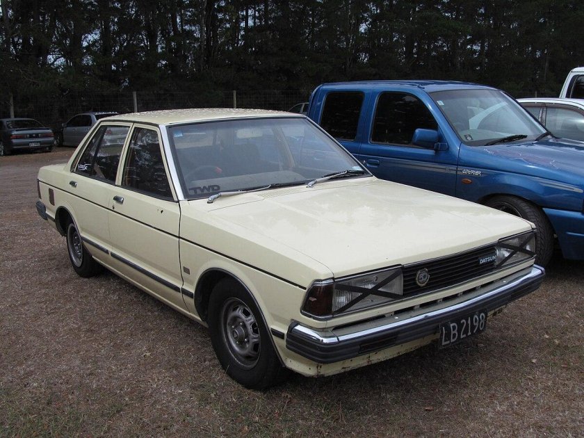 Датсун Блюберд 1983
