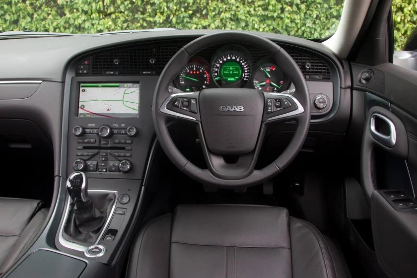 Saab 9-5 2011 салон