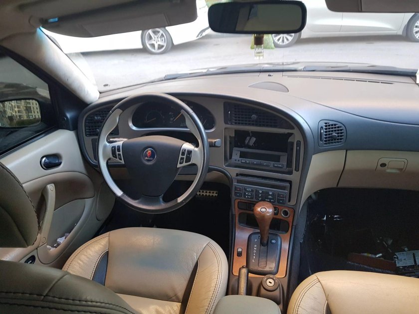 Saab 9-5 2002 салон