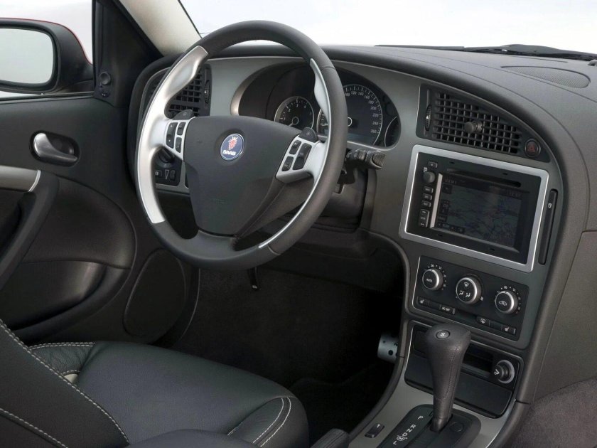 Saab 9-3 2005 салон