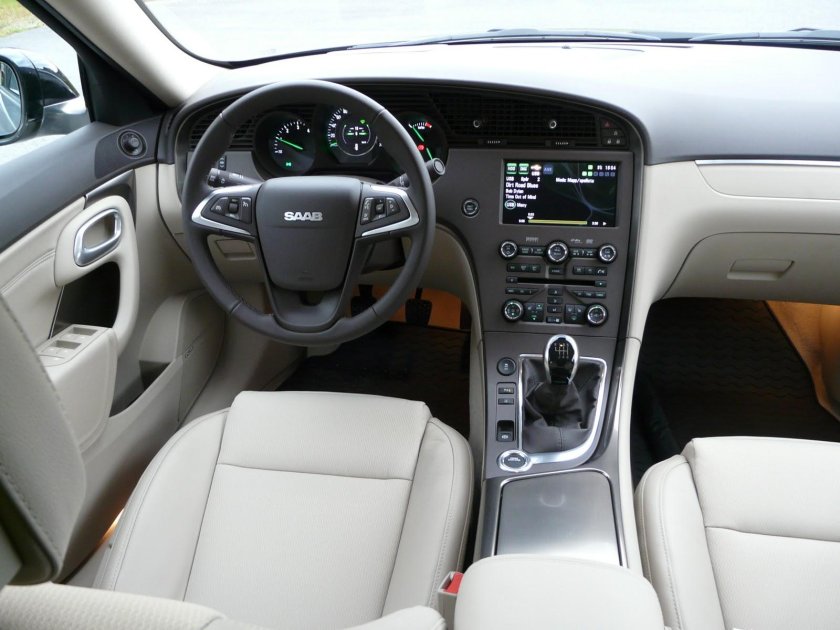Saab 9-5 2012 салон