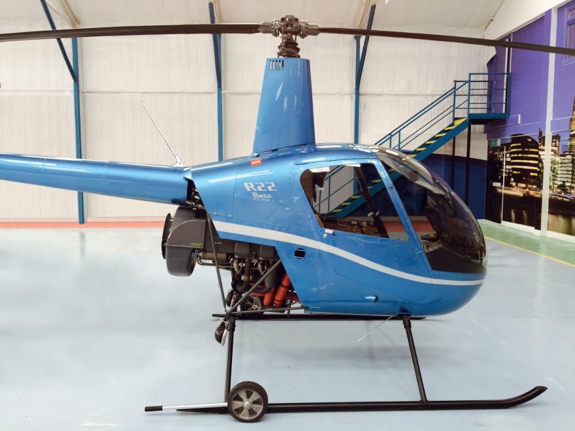 Вертолет Robinson r22