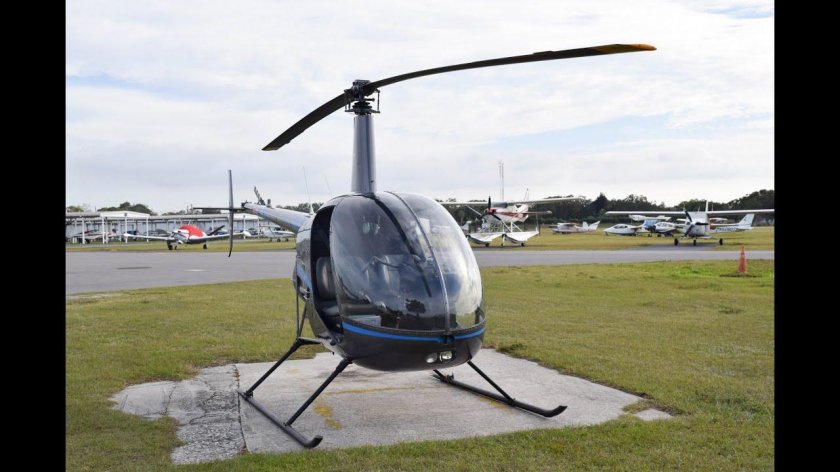 Вертолет Робинсон 22