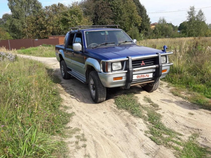 Митсубиси страда 1992