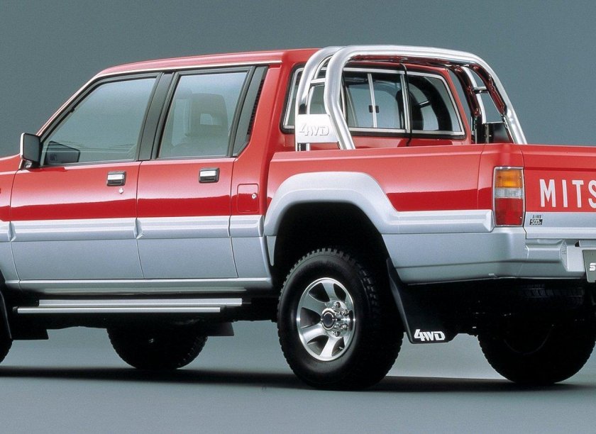 Mitsubishi strada