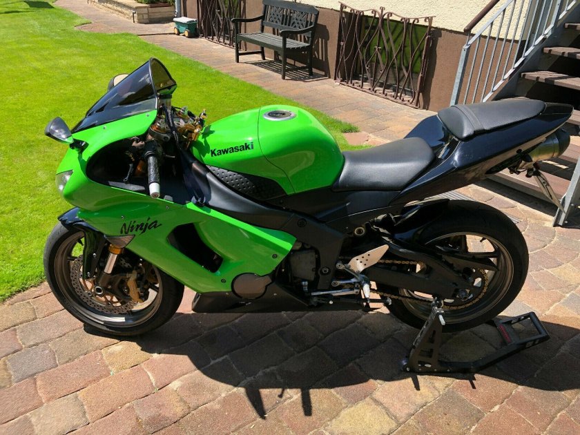 Kawasaki zx6r 636