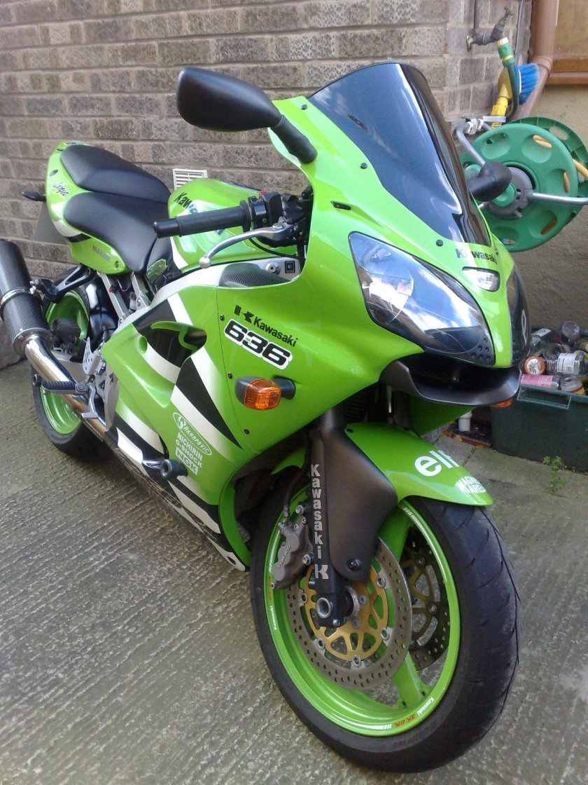 Kawasaki zx6r 636