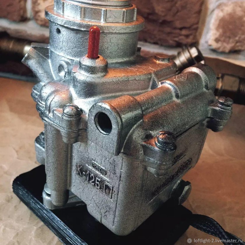 Мембранно-игольчатый карбюратор СССР