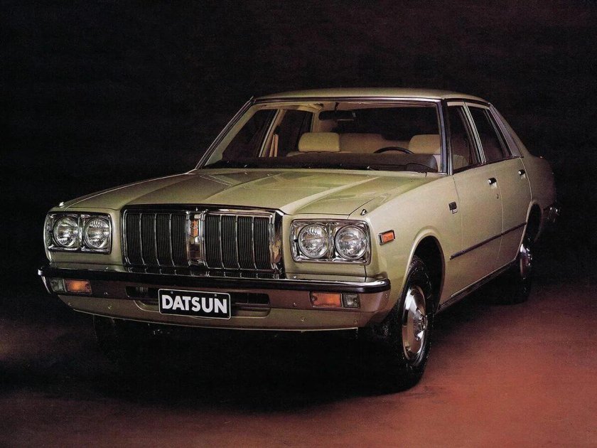 Ниссан Датсун Лаурель