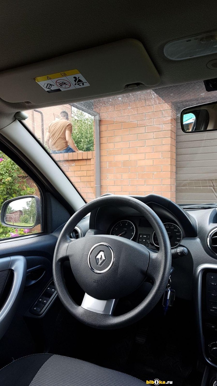Рено Дастер 2012 салон