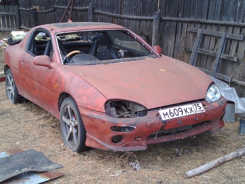 Mazda Eunos 100