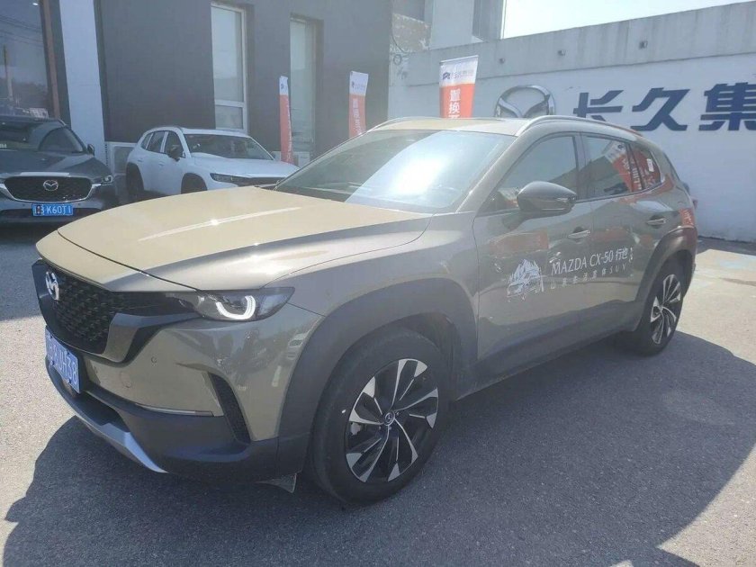 Новые автомобили 2023 года в России