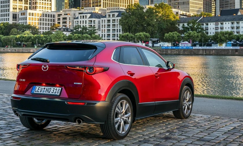 Мазда cx30