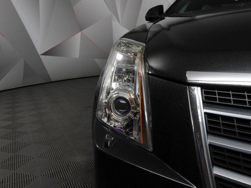 Cadillac gmx 322 (CTS)