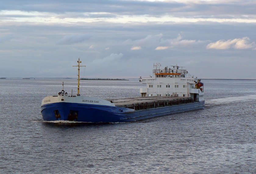 Теплоход Волго Дон