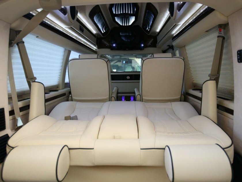 Chevrolet Express 2023