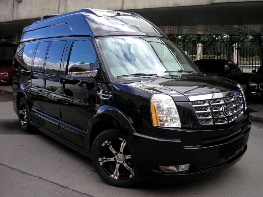 Chevrolet Express Cadillac