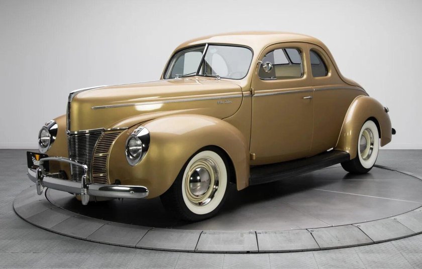 Ford v8 Deluxe Coupe 1940