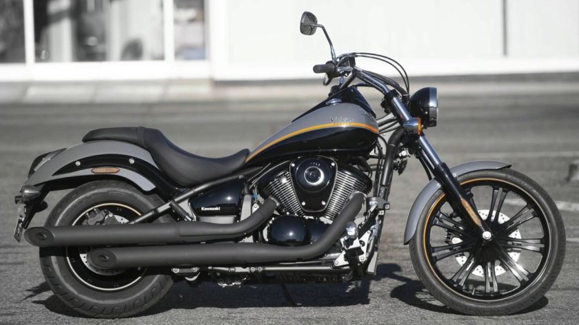 Kawasaki Vulcan 900