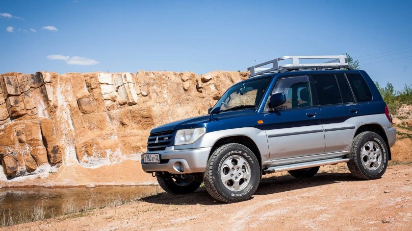 Мицубиси Паджеро ио