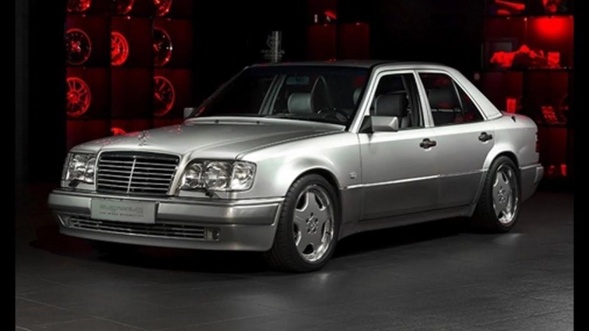 Мерседес Бенц w124 e500
