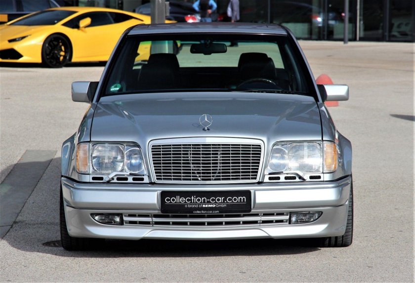 Мерседес w124 AMG
