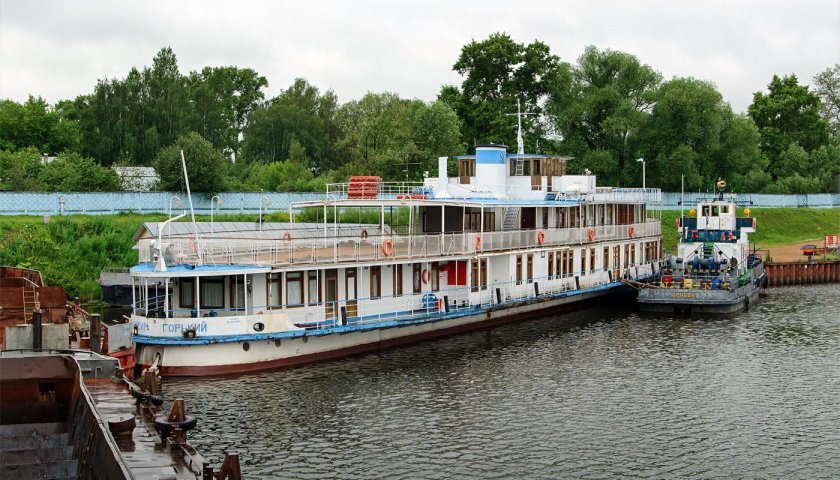 Максим Горький Тип речных судов