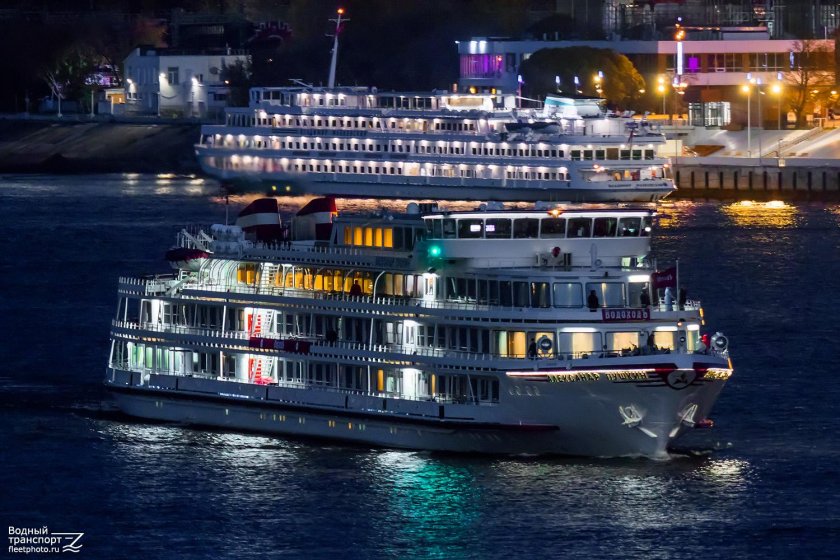 Viking XPRS паром