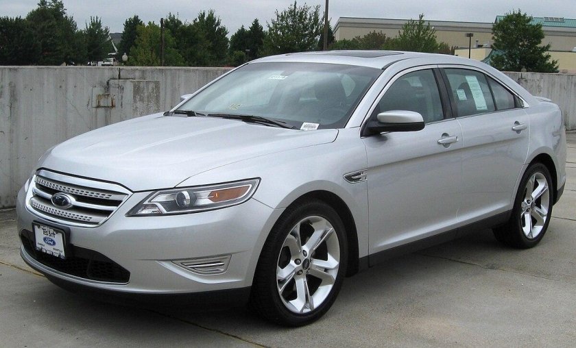 Ford Taurus 2013