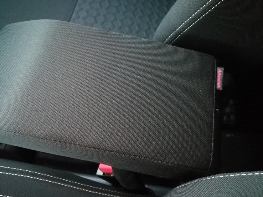 Аксессуары для Renault Logan 2