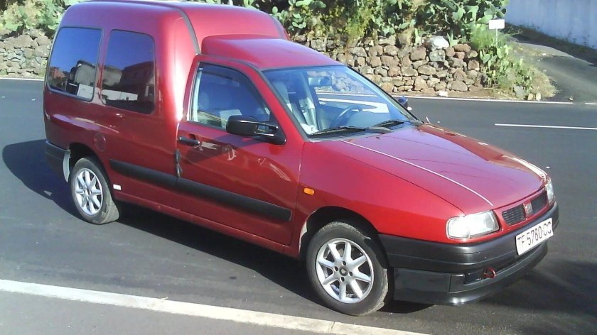 Seat Inca днище