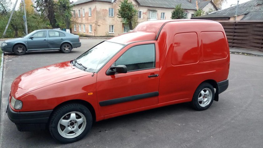 Сеат Инка 2000