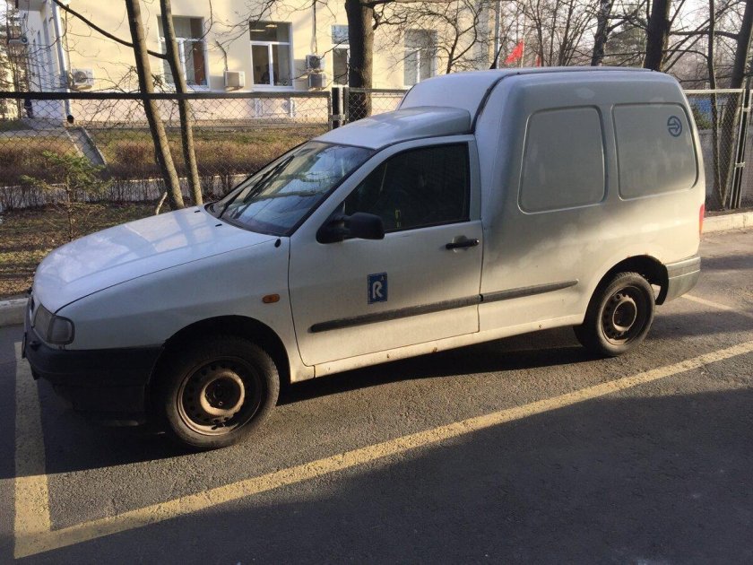 Сеат Инка 2000