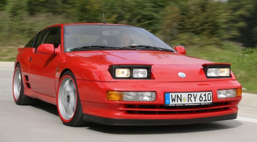 Рено Альпина а 610