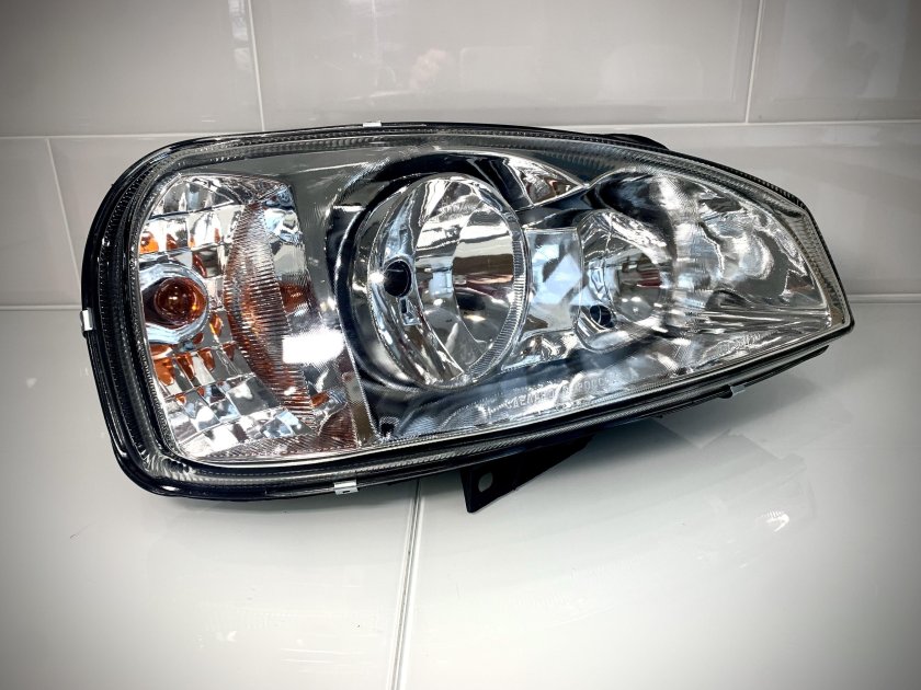 Фара 3741-3711010