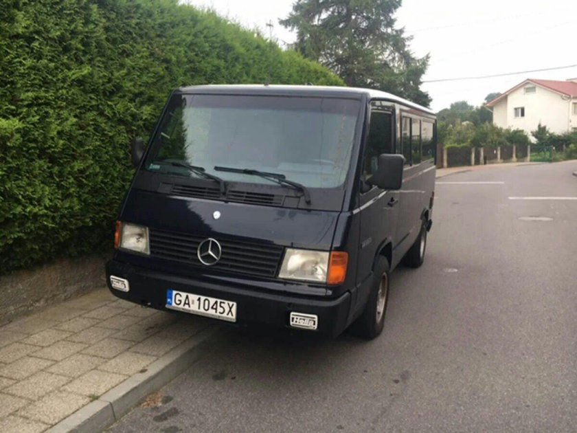 Мерседес МБ 100