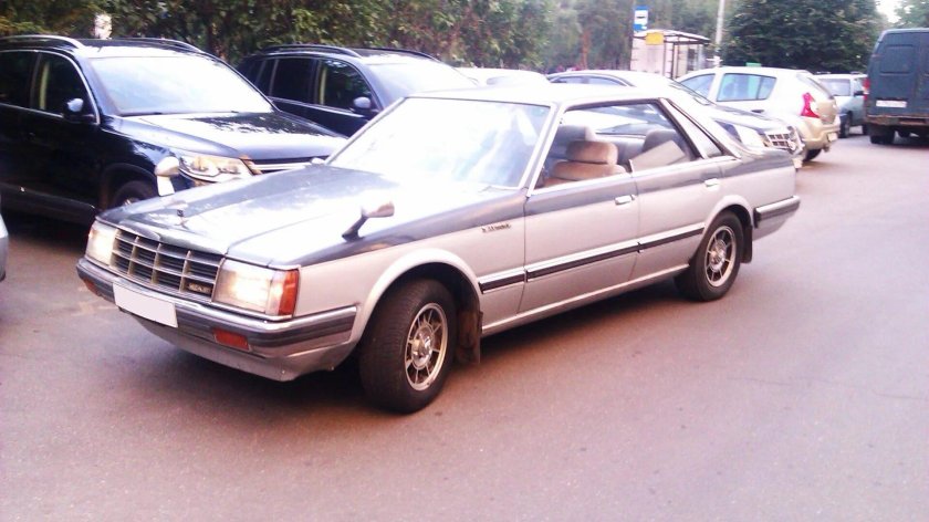 Ниссан Лаурель 1982