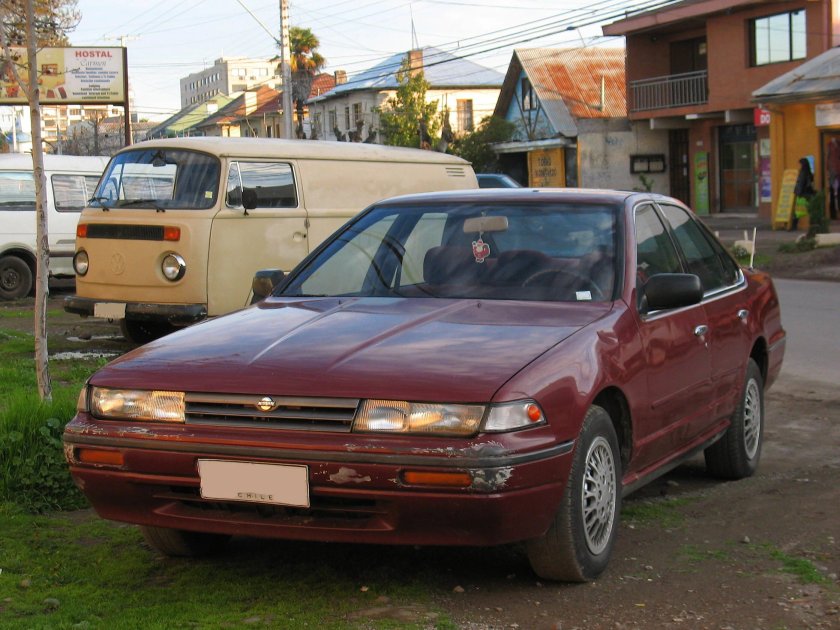 Nissan Laurel 1990
